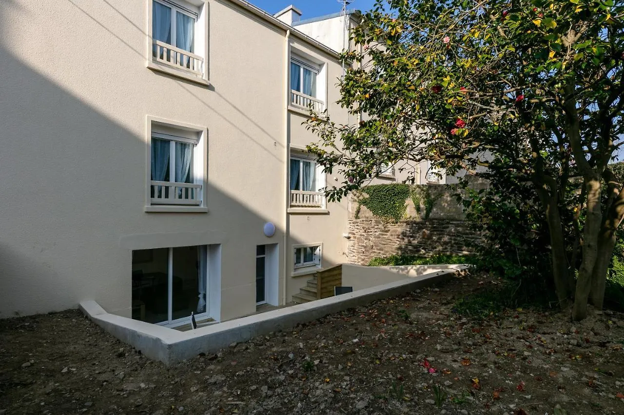 Notre-Dame De Rumengol : Magnifique Studio Proche Facs Et Centre-Ville, Acces Terrasse Brest France